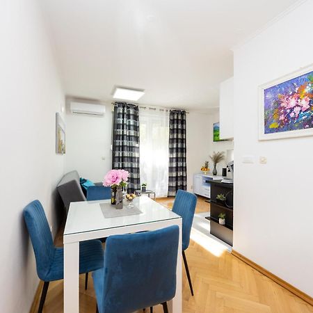 Apartment Paolo By The Beach Znjan Split Exterior foto