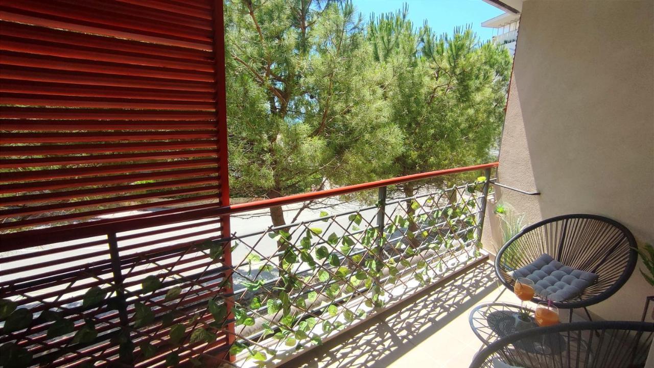 Apartment Paolo By The Beach Znjan Split Exterior foto