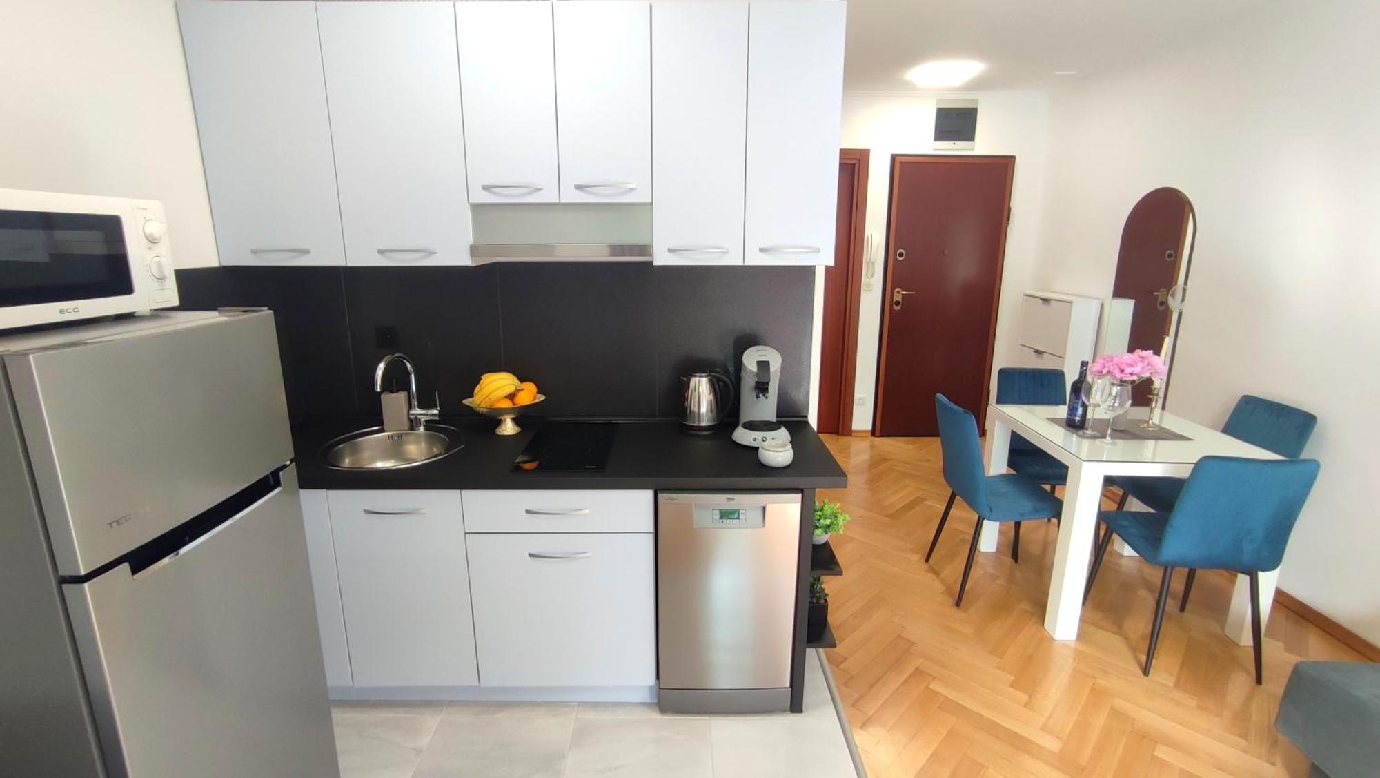 Apartment Paolo By The Beach Znjan Split Exterior foto
