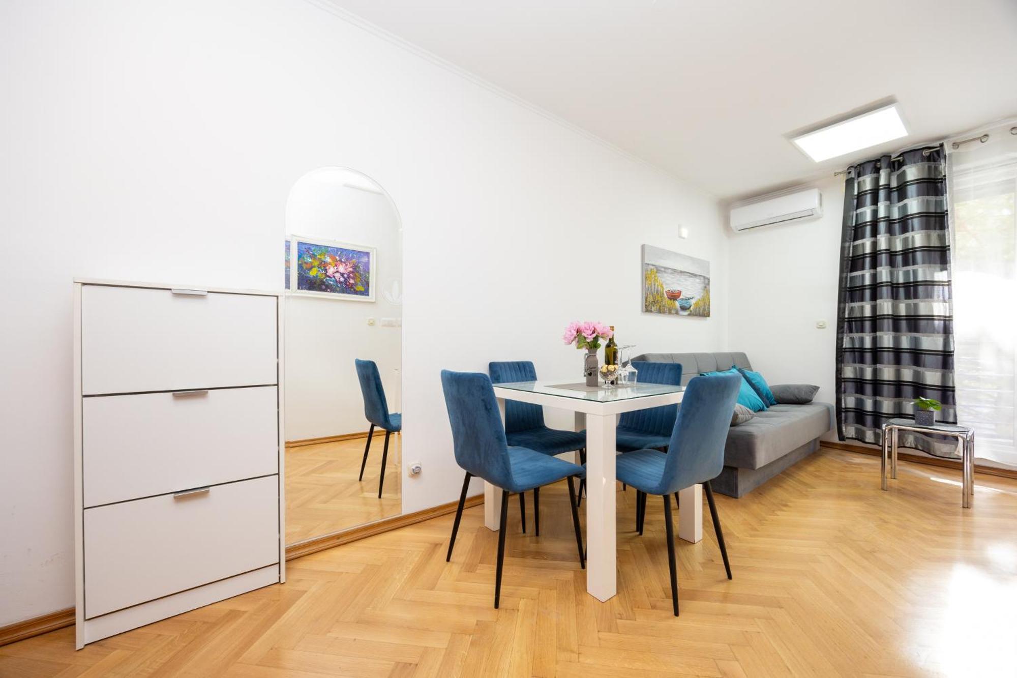Apartment Paolo By The Beach Znjan Split Exterior foto